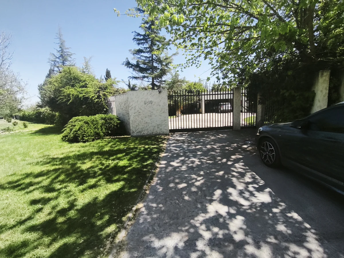 Parcela con Casa en Colina - Imagen 2