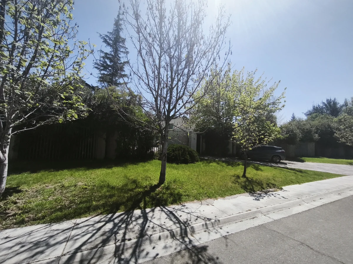Parcela con Casa en Colina - Imagen 1