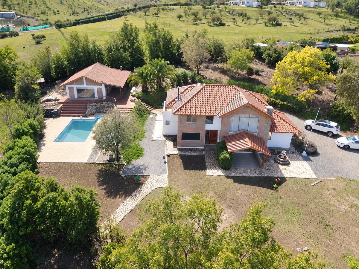Parcela con Casa en Colina - Imagen 1